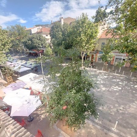 Charmant Appartement Pres Du Marche, Gare Et Port A 5Mn Tulon Zewnętrze zdjęcie
